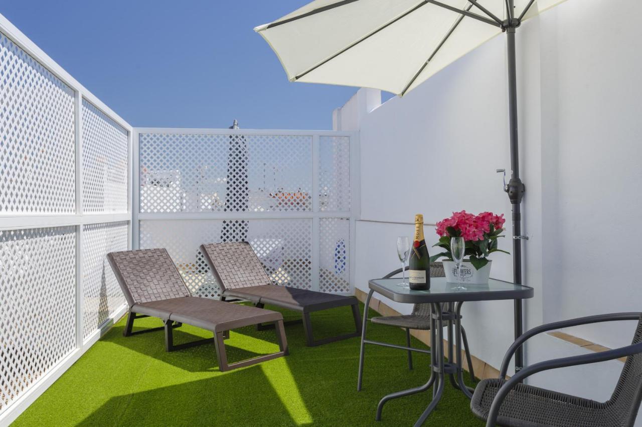 Apartamentos Loto Y Liz By Cadiz4Rentals エクステリア 写真
