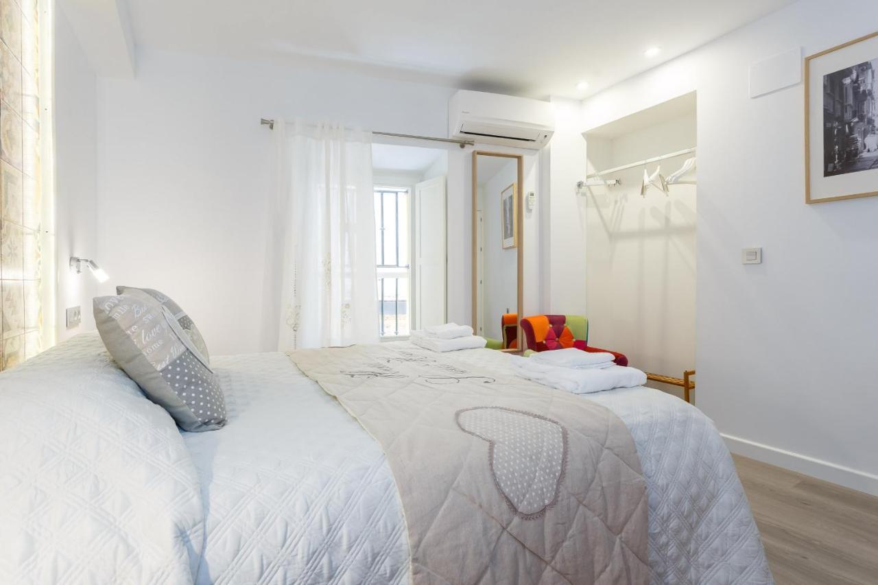 Apartamentos Loto Y Liz By Cadiz4Rentals エクステリア 写真