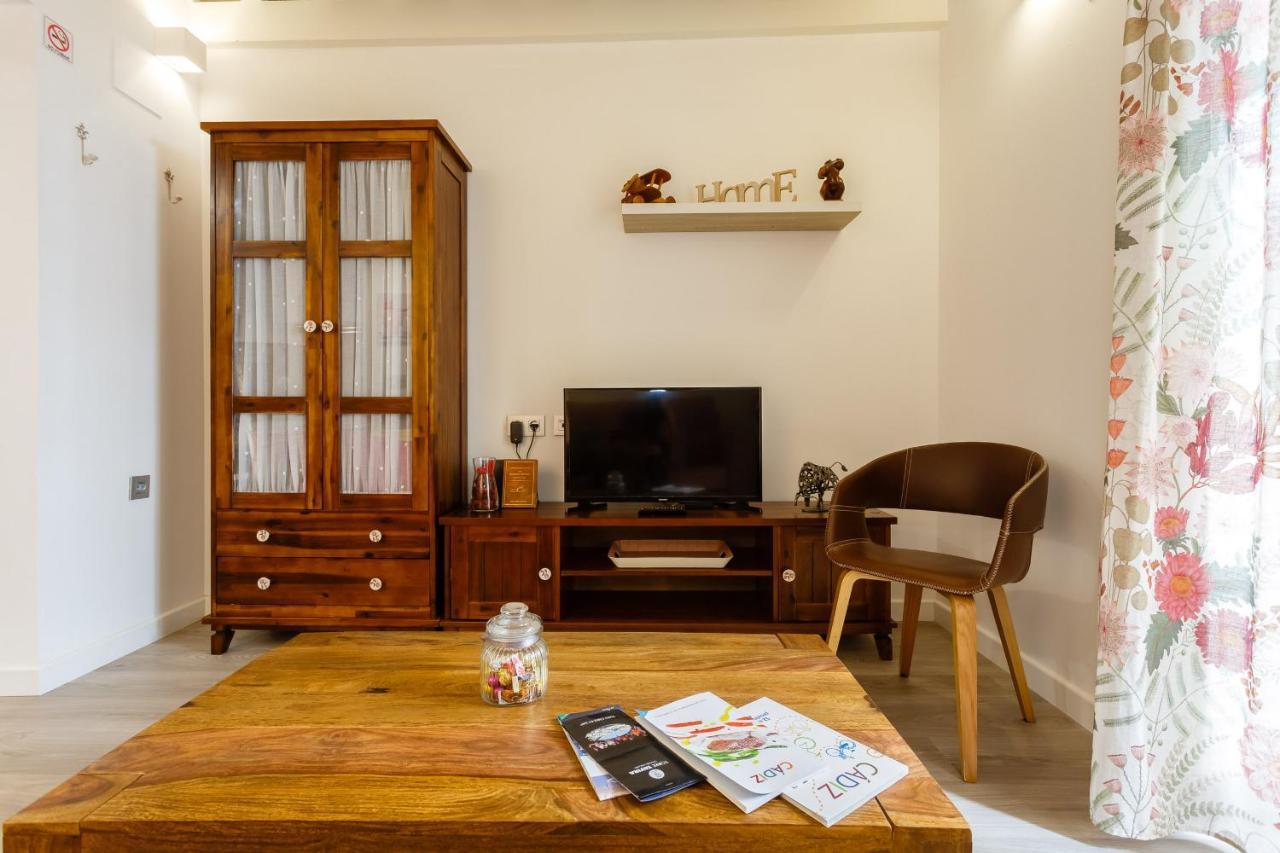 Apartamentos Loto Y Liz By Cadiz4Rentals エクステリア 写真